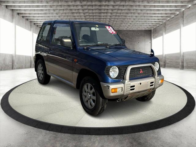 1996 Mitsubishi Pajero MINI