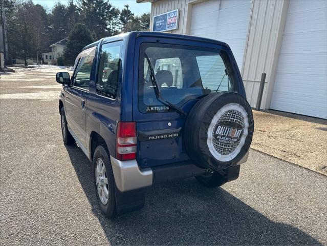 1996 Mitsubishi Pajero MINI