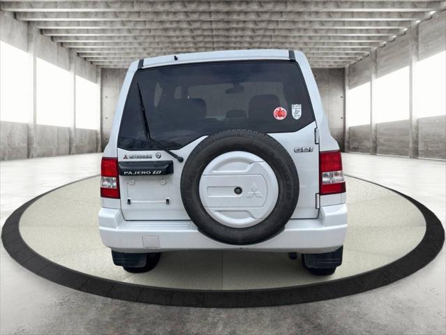 2000 Mitsubishi Pajero IO PEARL PACKAGE