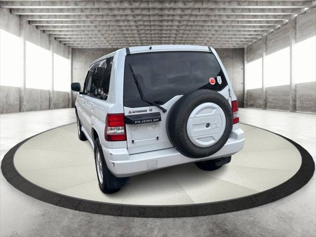2000 Mitsubishi Pajero IO PEARL PACKAGE