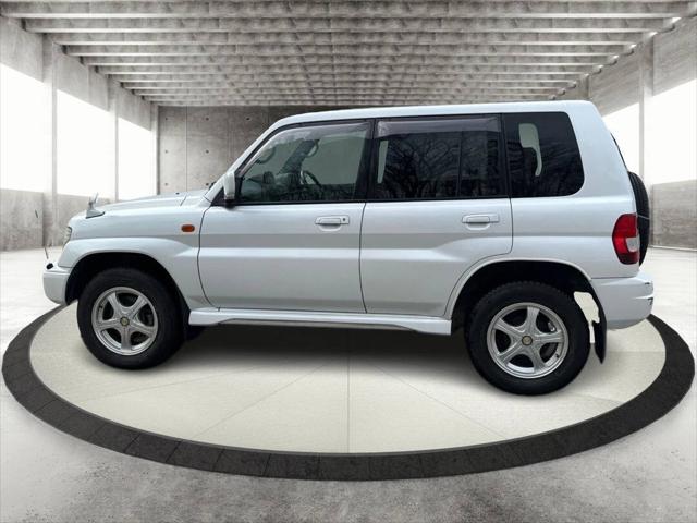 2000 Mitsubishi Pajero IO PEARL PACKAGE