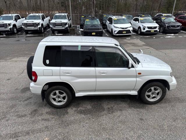 2000 Mitsubishi Pajero IO PEARL PACKAGE