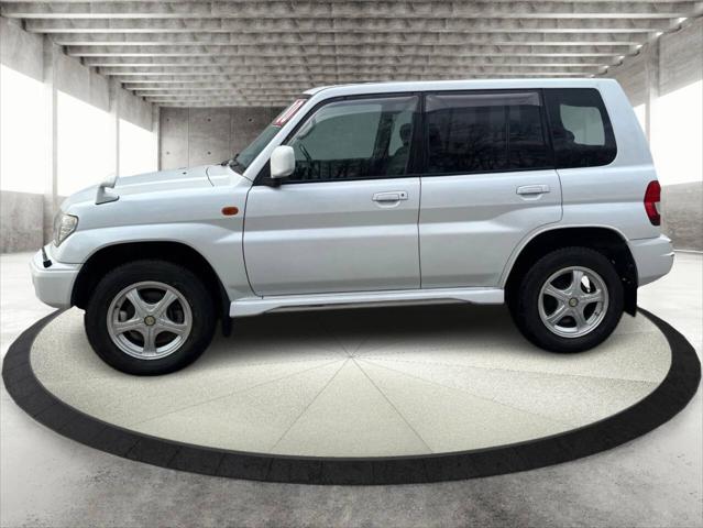 2000 Mitsubishi Pajero IO PEARL PACKAGE