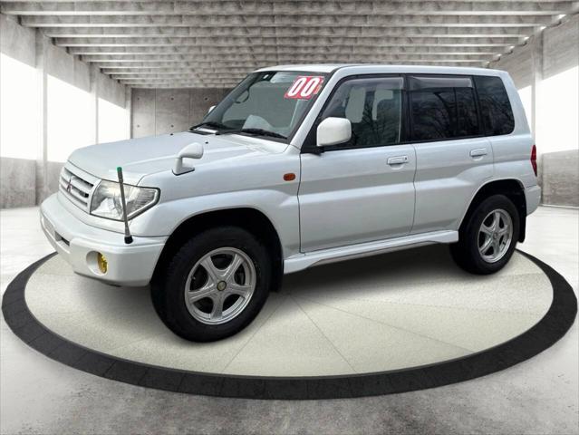 2000 Mitsubishi Pajero IO PEARL PACKAGE