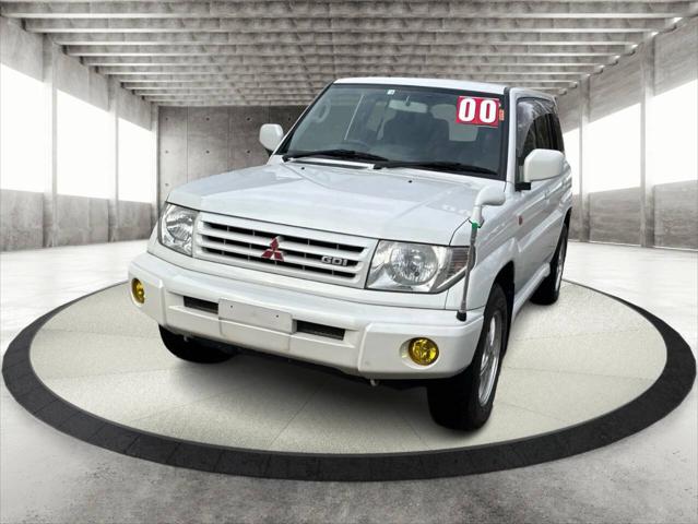 2000 Mitsubishi Pajero IO PEARL PACKAGE