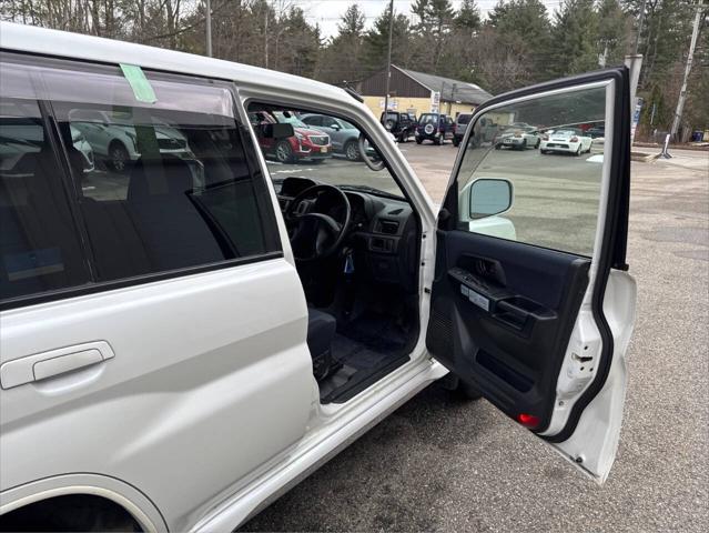 2000 Mitsubishi Pajero IO PEARL PACKAGE