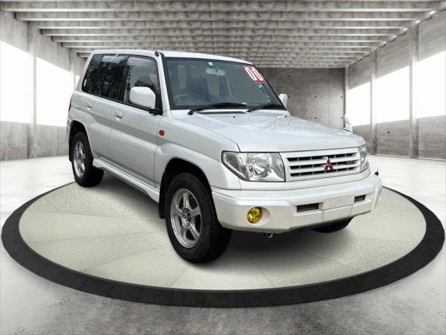 2000 Mitsubishi Pajero IO PEARL PACKAGE