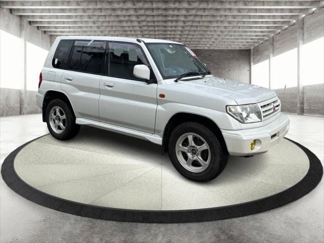 2000 Mitsubishi Pajero IO PEARL PACKAGE