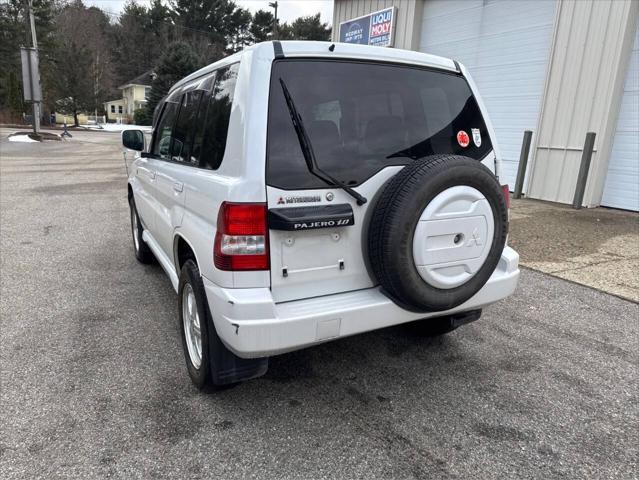 2000 Mitsubishi Pajero IO PEARL PACKAGE