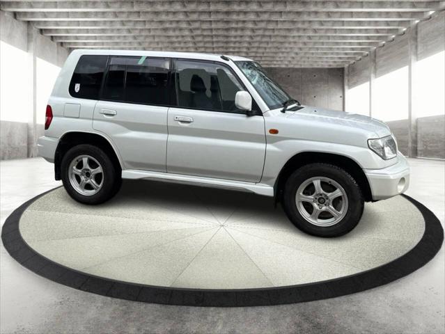 2000 Mitsubishi Pajero IO PEARL PACKAGE