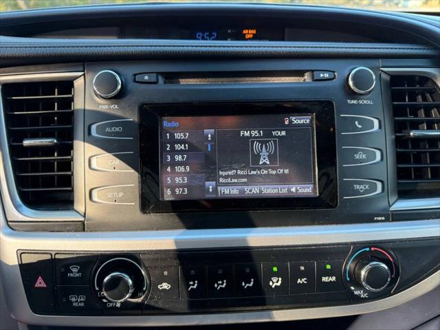 2019 Toyota Highlander LE