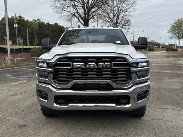 2026 RAM Ram 3500 RAM 3500 TRADESMAN CREW CAB 4X4 8 BOX