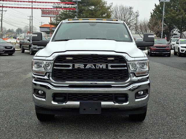 2024 RAM 2500 Tradesman Crew Cab 4x4 8 Box