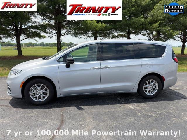 2024 Chrysler Pacifica Touring L for sale in Taylorville, IL