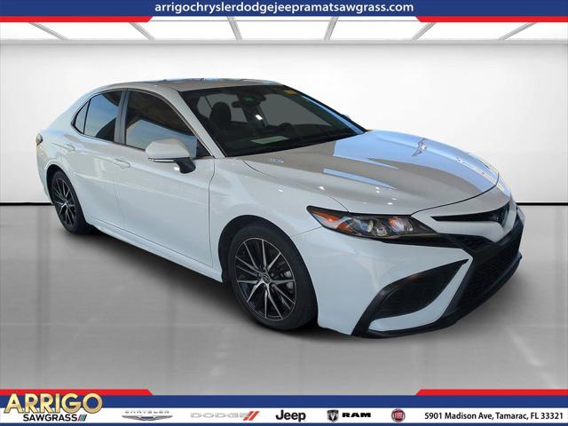 2023 Toyota Camry SE