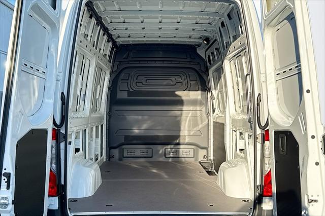 2026 Mercedes-Benz Sprinter 2500 Standard Roof 4-Cyl Diesel HO
