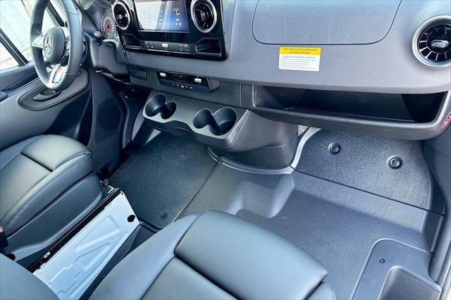 2026 Mercedes-Benz Sprinter 2500 Standard Roof 4-Cyl Diesel HO
