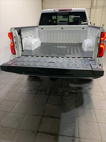 2021 Chevrolet Silverado 1500 4WD Crew Cab Short Bed LTZ