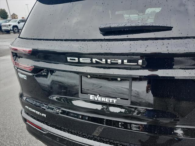 2026 GMC Acadia Denali Ultimate FWD