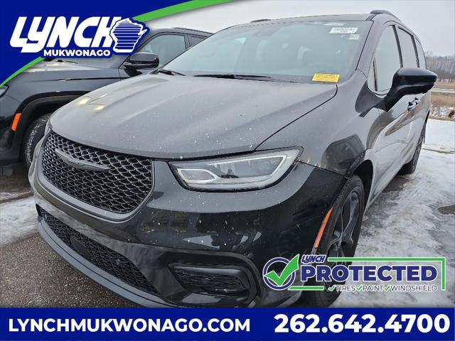 2022 Chrysler Pacifica Limited AWD