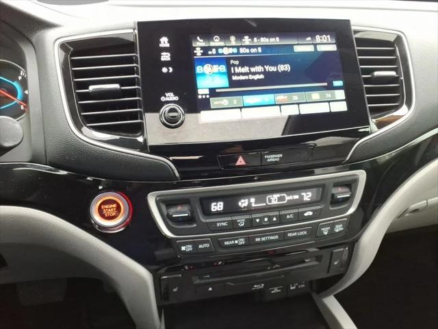 2021 Honda Pilot AWD Touring 8 Passenger
