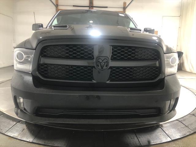 2017 RAM 1500 Night Crew Cab 4x4 57 Box 2017 RAM 1500 Night Crew Cab 4x4 57 Box