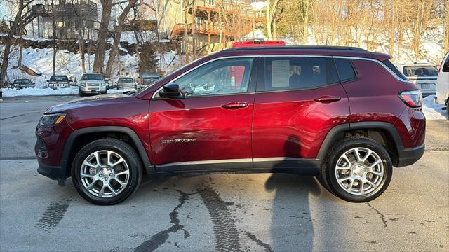2022 Jeep Compass Latitude Lux 4x4