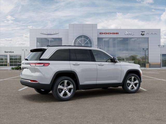 New 2026 Bright White Clear-Coat Exterior Paint Jeep Limited image 48