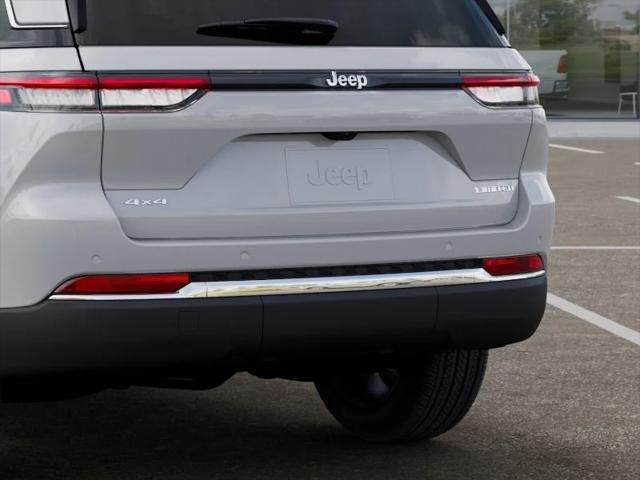 New 2026 Bright White Clear-Coat Exterior Paint Jeep Limited image 56