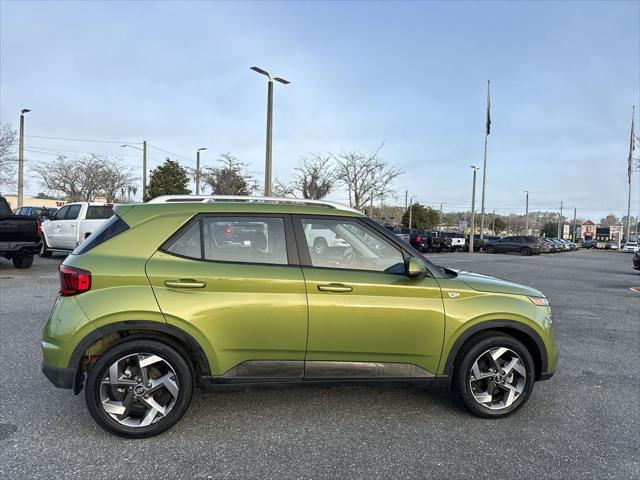 2022 Hyundai Venue SEL