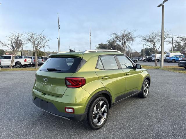 2022 Hyundai Venue SEL