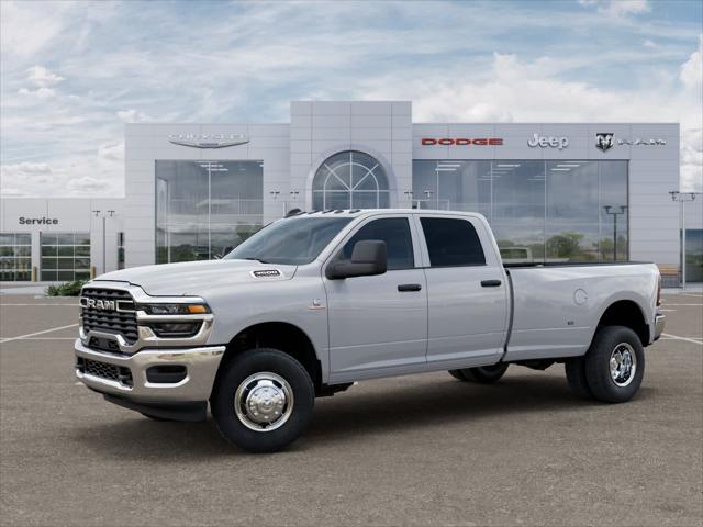 2026 RAM Ram 3500 RAM 3500 TRADESMAN CREW CAB 4X4 8 BOX