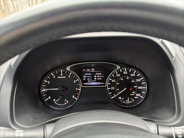 2017 Nissan Pathfinder SV