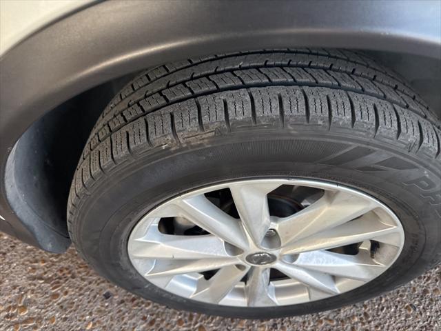 2017 Nissan Rogue Sport SV