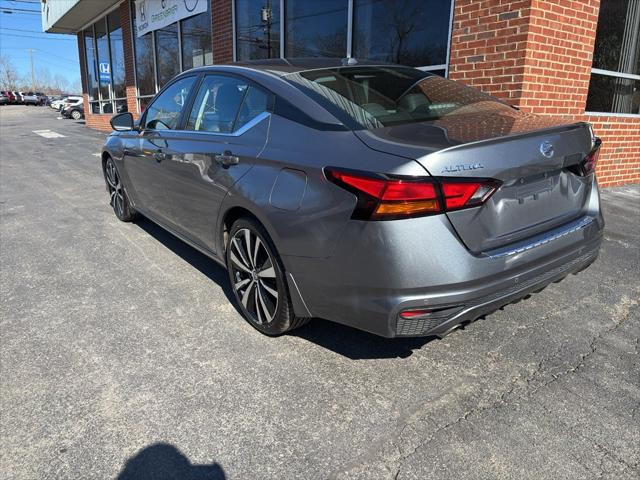 2022 Nissan Altima SR FWD