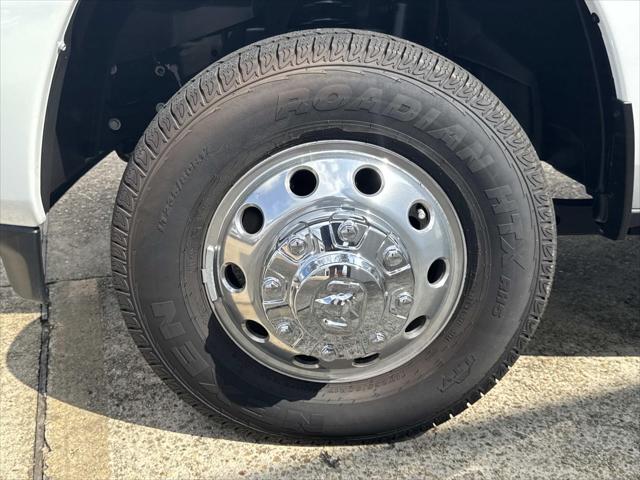 2026 RAM Ram 3500 RAM 3500 LARAMIE CREW CAB 4X4 8 BOX