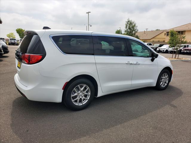 2026 Chrysler Voyager VOYAGER LX