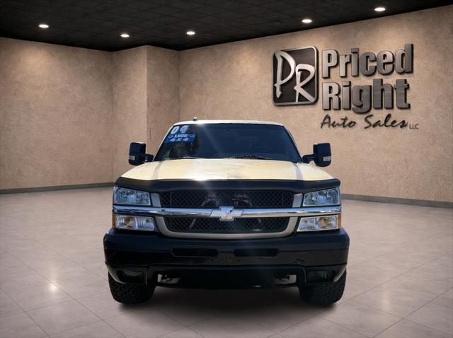 2004 Chevrolet Silverado 2500 LS