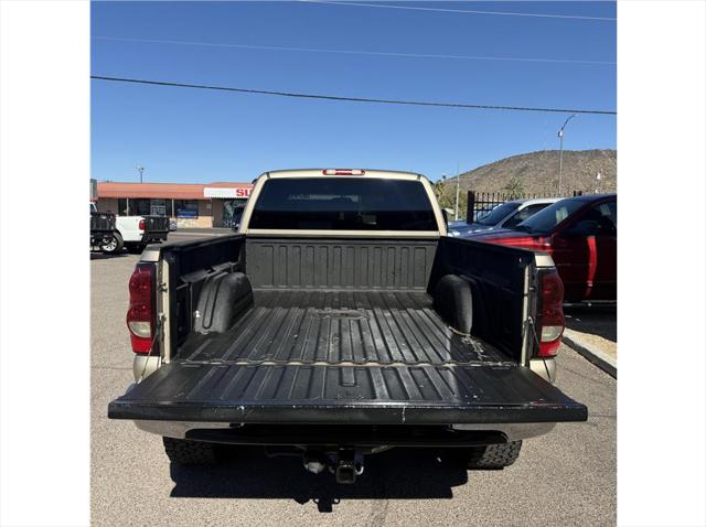2004 Chevrolet Silverado 2500 LS
