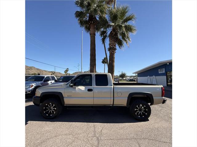 2004 Chevrolet Silverado 2500 LS
