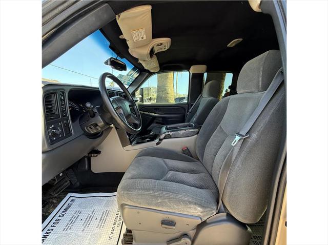 2004 Chevrolet Silverado 2500 LS