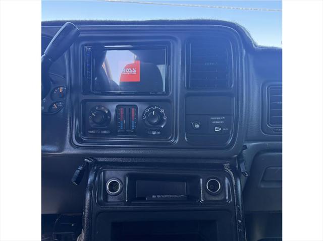 2004 Chevrolet Silverado 2500 LS