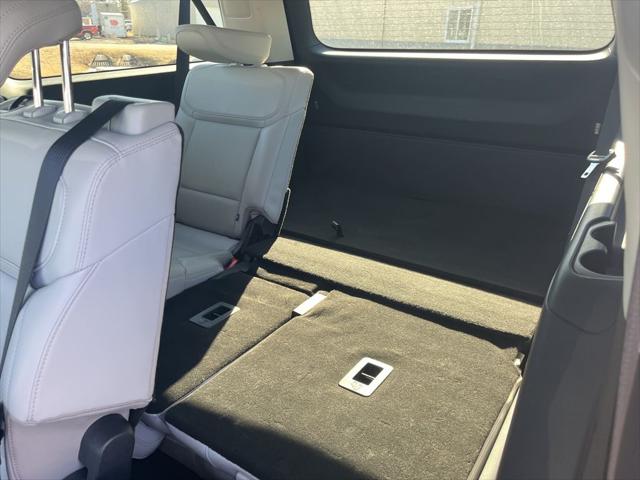 2025 Ford Expedition Platinum MAX
