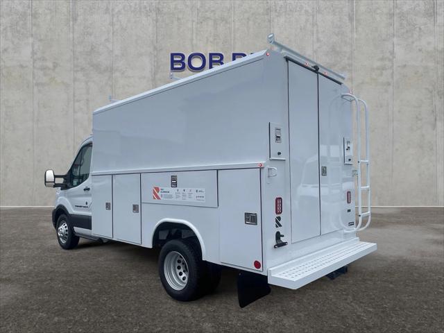 2026 Ford Transit Cutaway Base
