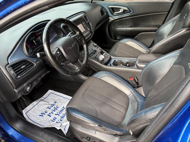2015 Chrysler 200 S