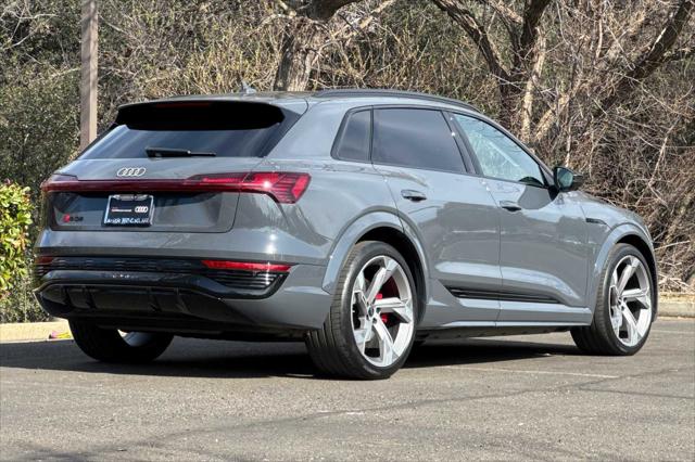 2024 Audi e-tron Prestige quattro