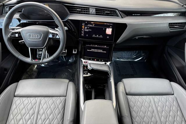 2024 Audi e-tron Prestige quattro