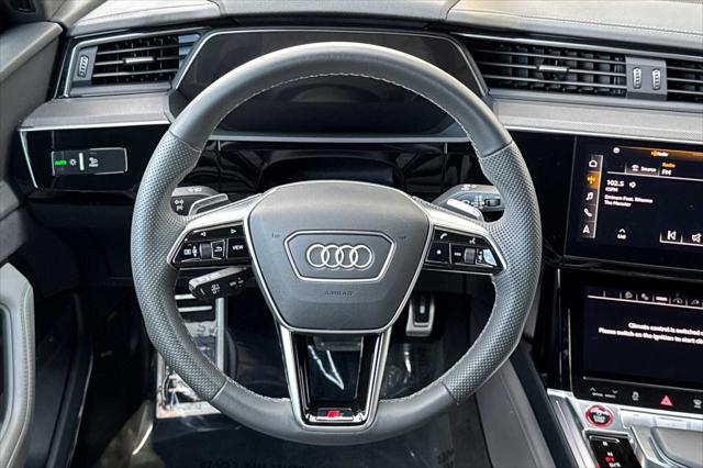 2024 Audi e-tron Prestige quattro
