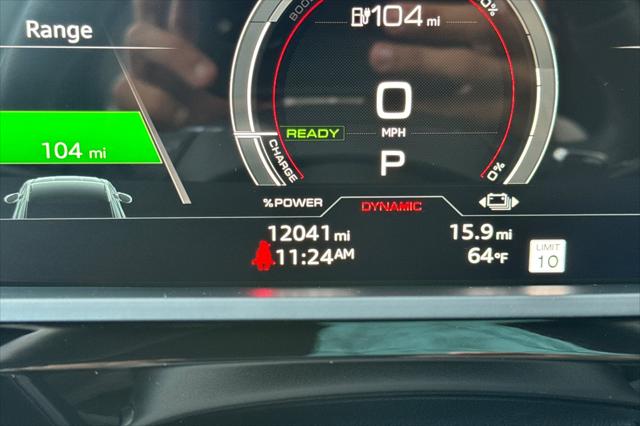 2024 Audi e-tron Prestige quattro