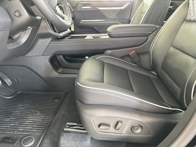 2026 GMC Acadia Denali FWD